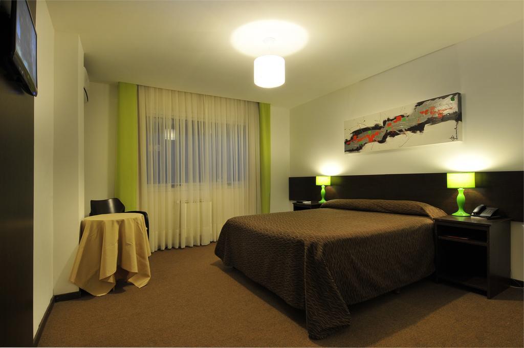 Los Sauces Hotel & Spa Villa Carlos Paz Luaran gambar